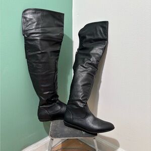 Vintage 1990’s Women's Black Over-the-Knee Boots